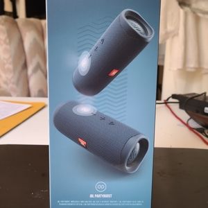 jbl Other - JBL Flip 5 Brand New Never Opened jbl Other - JBL Flip 5 Brand New Never Opened